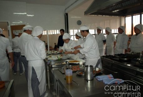 Inauguración Oficial del Ciclo Formativo de Cocina y Gastronomía en Constantina 