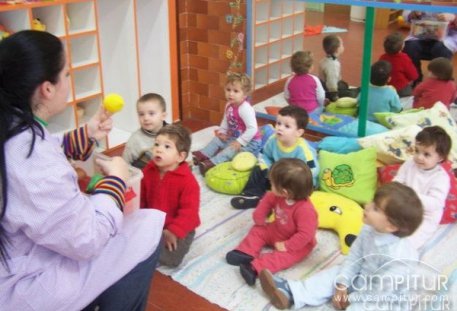 El Centro de Educación Infantil de Berlanga precisa cubrir tres plazas de Técnicos en Educación Infantil 
