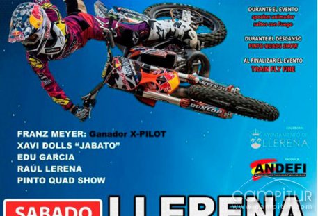 Exhibición Internacional de Freestyle de Motocross en Llerena 