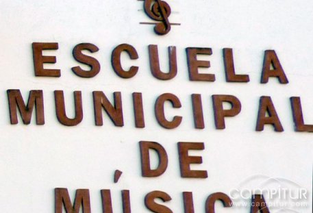 Abierto el plazo de inscripción para la Escuela Municipal de Música en Llerena 
