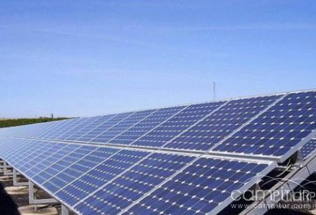La planta fotovoltaica de Usagre cuenta con la DIA 