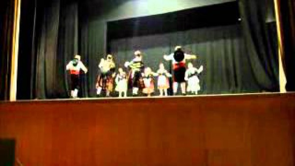 Cartel de Festival Bailes Folklóricos 