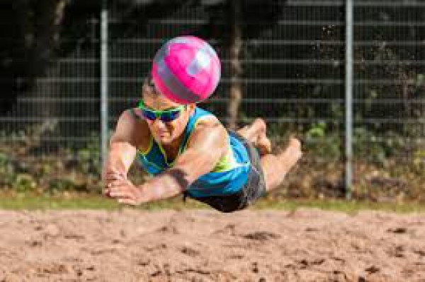 Cartel de II Torneo de Voley Playa “Ciudad de Llerena”
