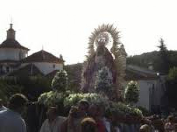 Cartel de Novena de la Virgen del Robledo