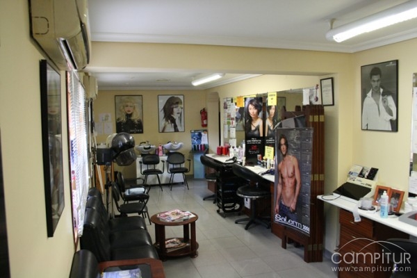 Paco Carrizosa Peluquería Unisex