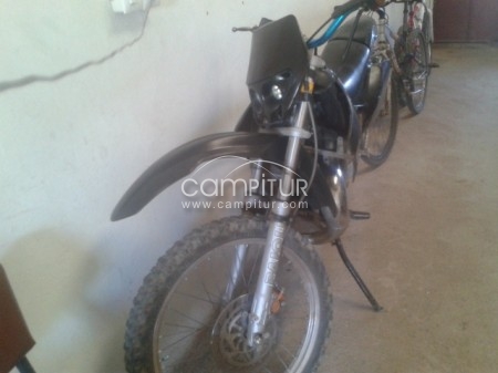Foto 2 de SE VENDE MOTO MARCA MOTOR HISPANIA FURIA MAX