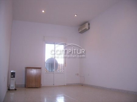 vendo piso en llerena