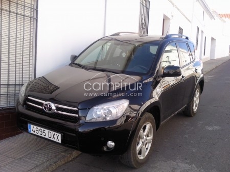 se vende toyota rav4