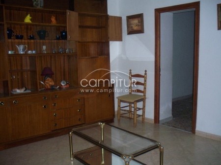 Foto 4 de CASA ENTERA HABITABLE