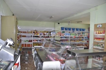 Vedemos negocio funcionando "AUTOSERVICIO de ALIMENTCION.