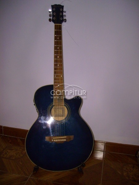 VENDO GUITARRA ELECTROACUSTICA