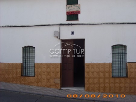 SE VENDE CASA EN AZUAGA