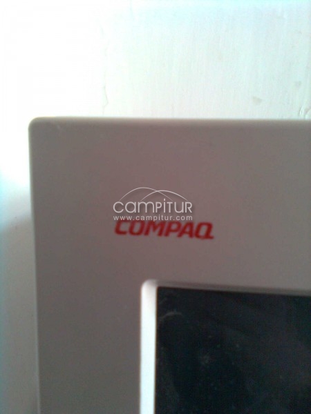 Foto 2 de MONITOR DE 15 PULGADAS