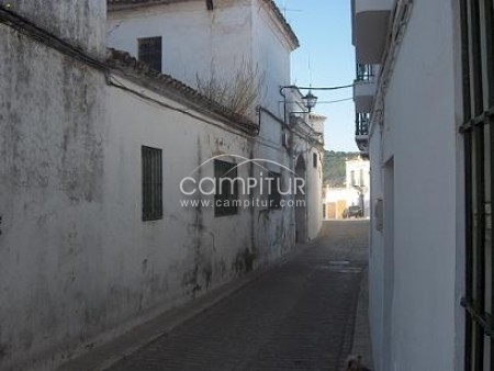 Foto 4 de  Se Vende IGLESIA SIGLO XVI- Cazalla de la Sierra- 420.000 euros.
