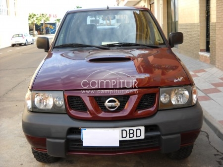 Foto 2 de SE VENDE TERRANO II-2.700-T-D-I-CONFOR