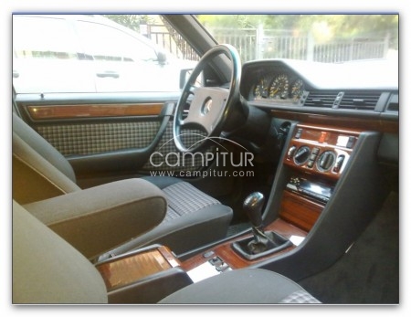 Vendo Mercedes E-300 24v