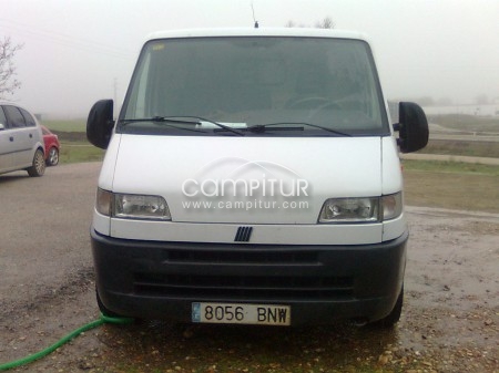 Foto 4 de SE VENDE FIAT DUCATO 10Q. 1.9 TD CON CAJON ISOTERMO-BERLANGA