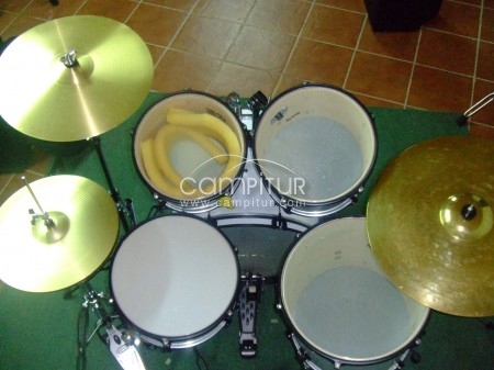 Bateria con platos