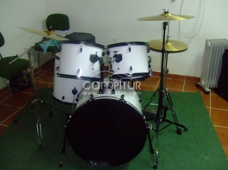 Foto 3 de Bateria con platos