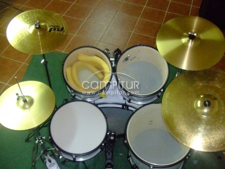 Foto 4 de Bateria con platos