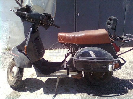 MOTO VESPA