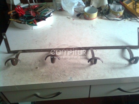 VENDO PERCHA DE FORJA 