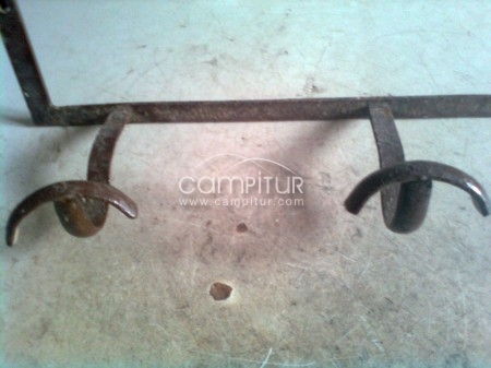 Foto 2 de VENDO PERCHA DE FORJA 
