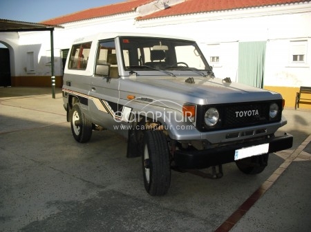 Foto 3 de Se vende 4*4, toyota Landcruiser. 2500 td.