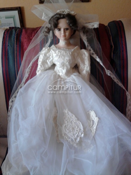 Vendo Muñeca de Comunión
