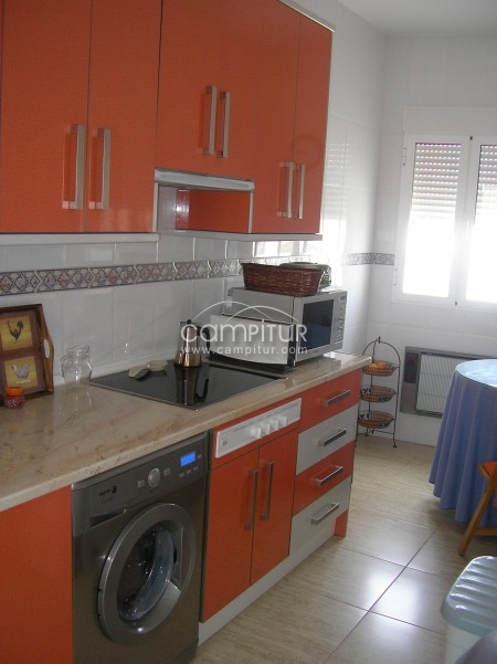 SE VENDE PISO