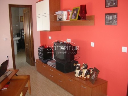 Foto 2 de SE VENDE PISO