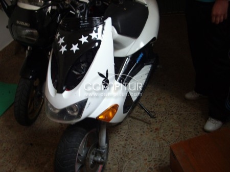 Foto 2 de VENDO APRILIA