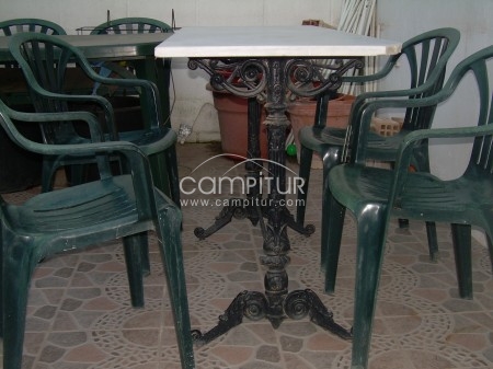 SE VENDE MESA DE FORJA