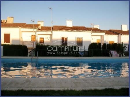 Foto 2 de Vendo casa adosada en Azuaga