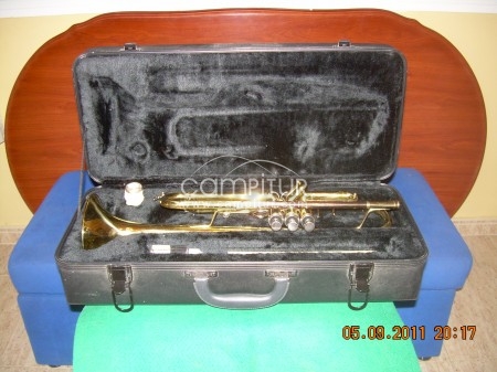 SE VENDE TROMPETA