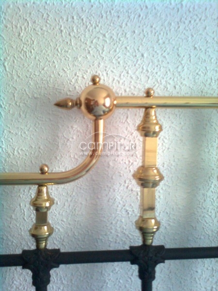 Foto 2 de CAMA ANTIGUA DE FORJA Y BRONCE