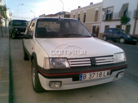 se vende 205 gti motor nuevo 130 cv