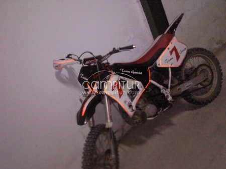 SE VENDE MOTO