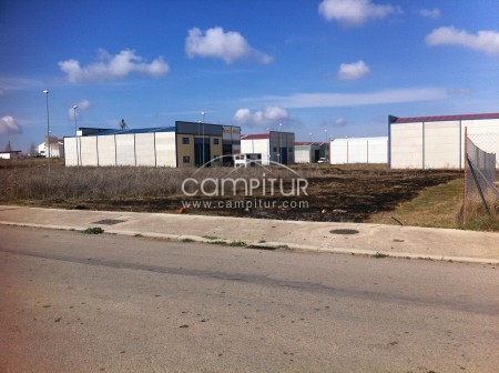 Foto 2 de TERRENO INDUSTRIAL 450M2 LAS CALABAZAS 36000€ (LLERENA)