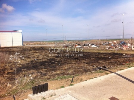 Foto 3 de TERRENO INDUSTRIAL 450M2 LAS CALABAZAS 36000€ (LLERENA)