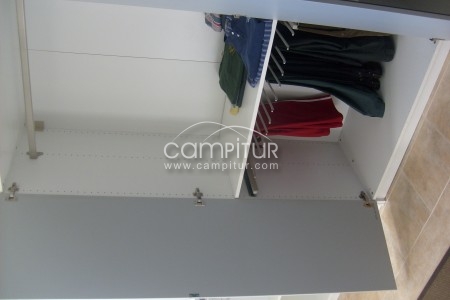 Foto 2 de vendo ropero-.vestidor