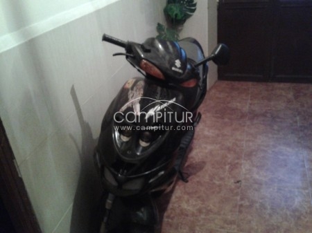 SE VENDE CICLOMOTOR 