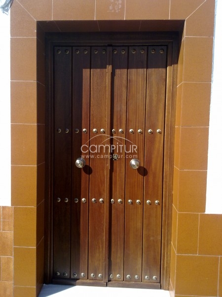 Oficial 1ª carpintería madera se ofrece para trabajar 