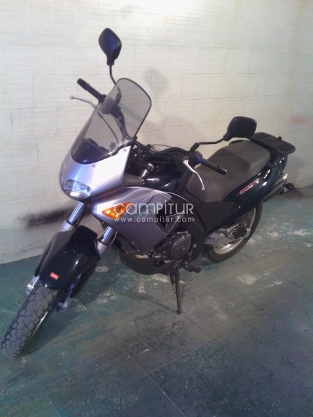 Foto 3 de VENDO APRILIA PEGASO 650i