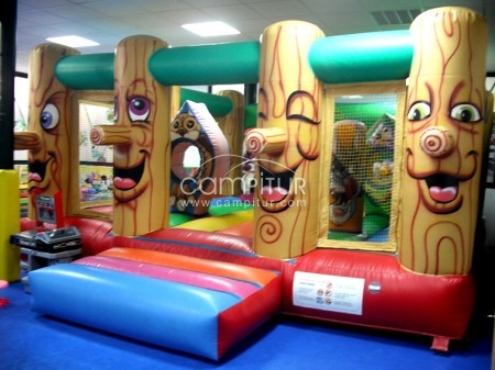 Se traspasa Chiki Park, Cafetería y Pasadería en Llerena (Badajoz)