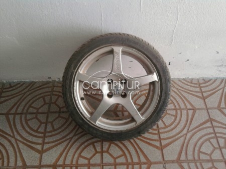 se venden 4 llantas v valbrem