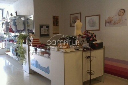 Foto 3 de Se vende mobiliario de tienda 