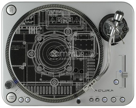 Se venden 2 platos Akura + agujas ortofon + vinilos