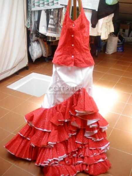 Foto 2 de TRAJE DE GITANA