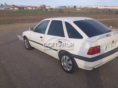 Se vende Ford Escort 1.3 60cv 